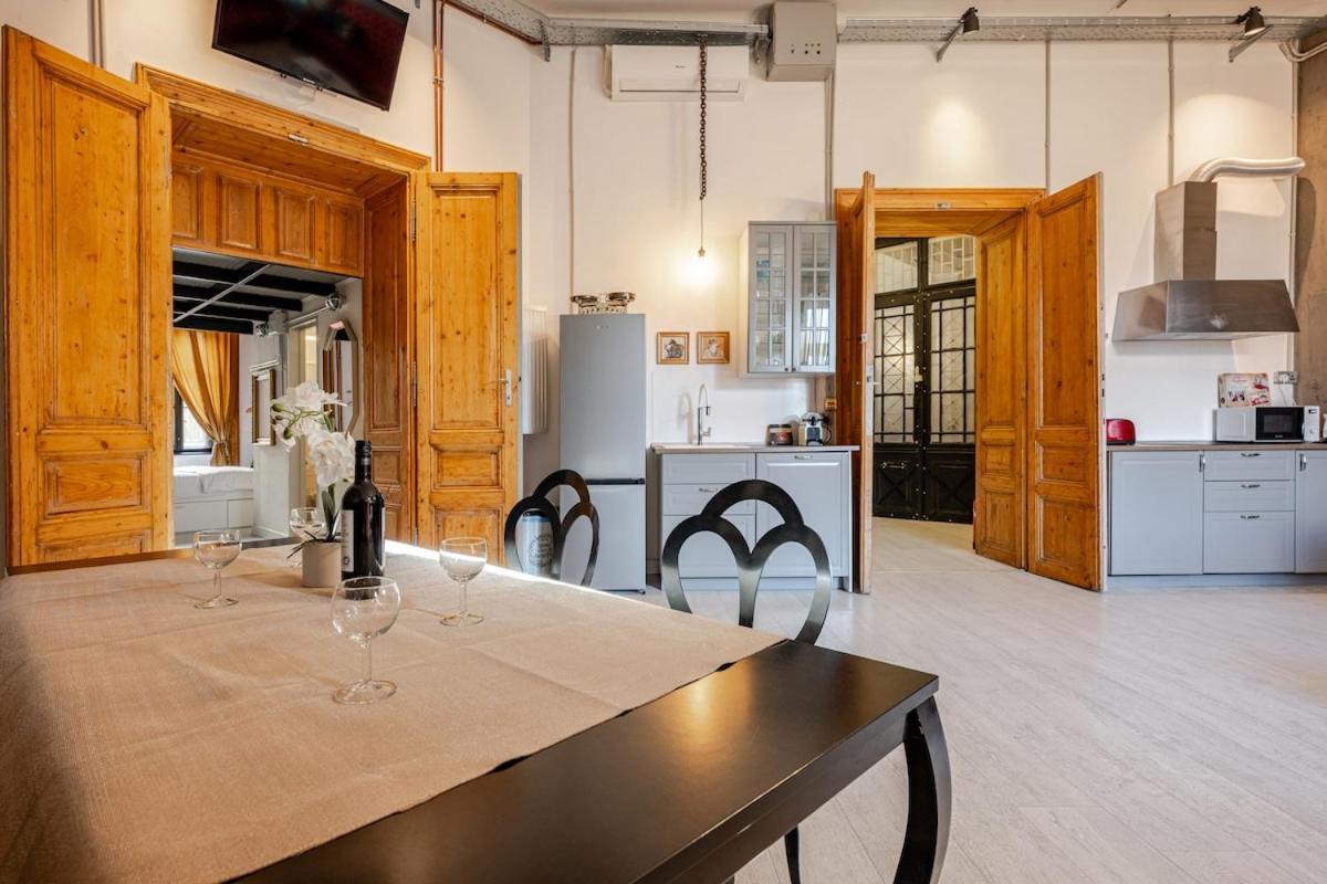 The Address Budapest Bagian luar foto